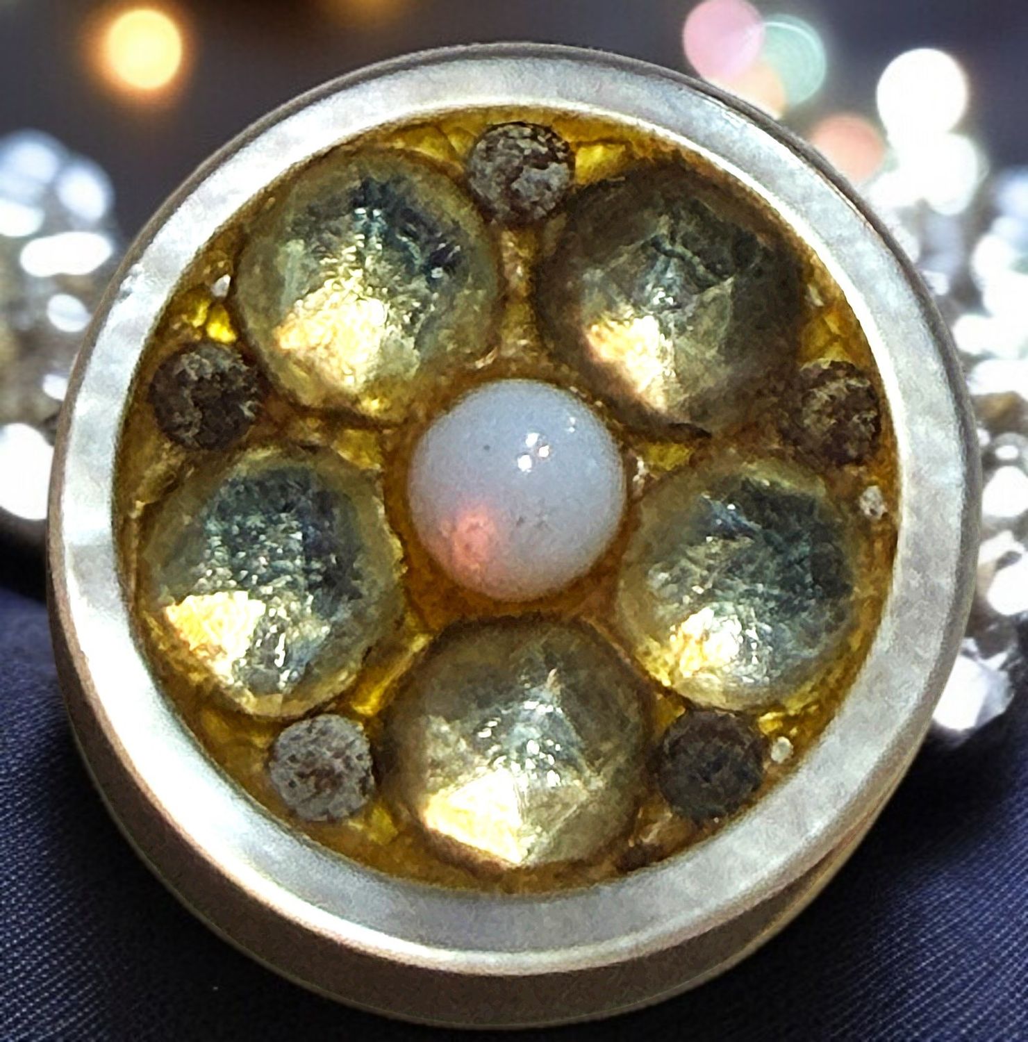 A scarce medium size 18th Century pearl button!