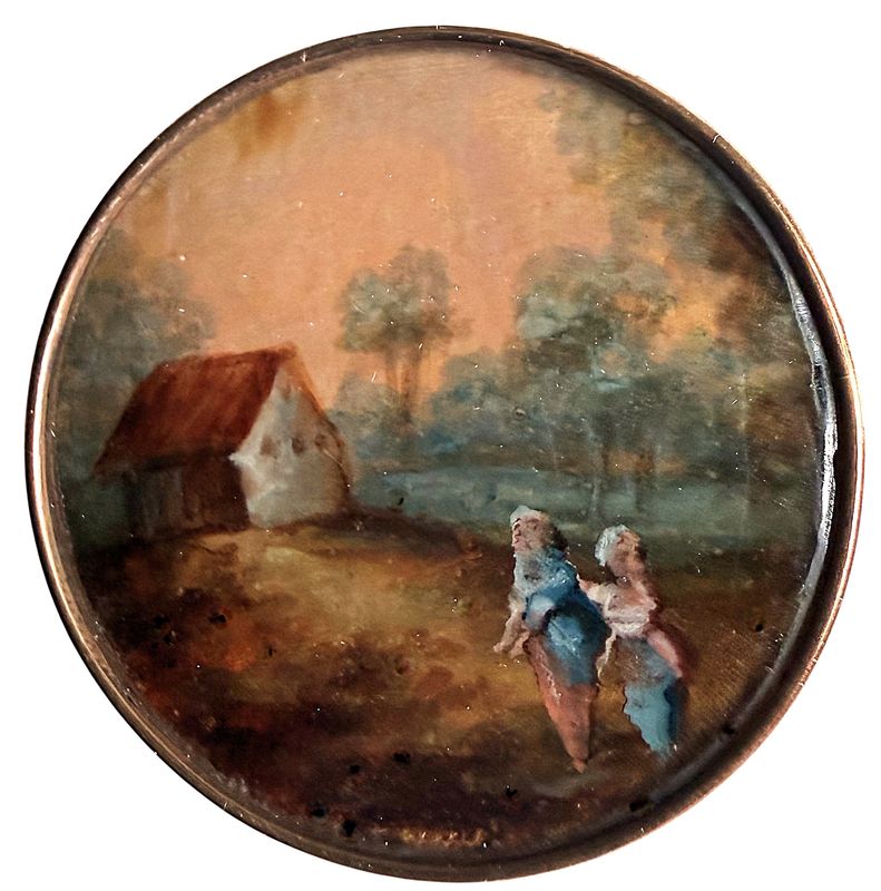 A BEAUTIFUL LARGE 18TH CENTURY UNDER GLASS SCEWNE BUTTON
