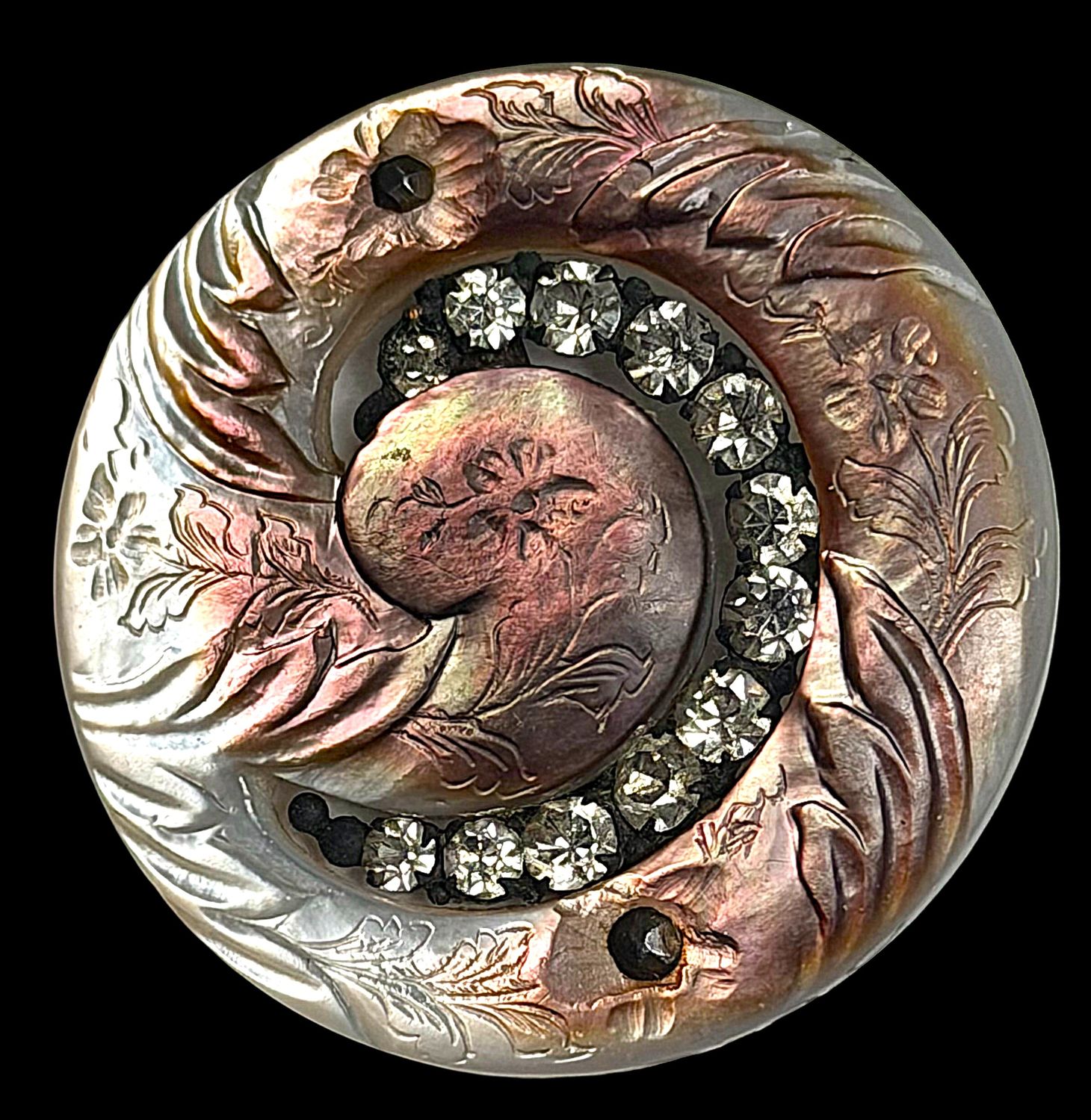 A very beautiful, and unusual division one pearl button!