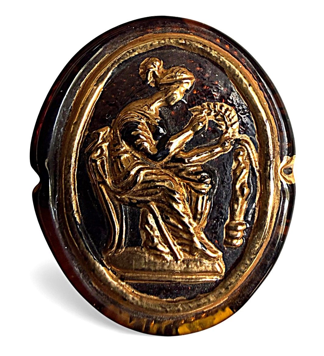 An extra-large Oval English Bimini glass pictorial button!