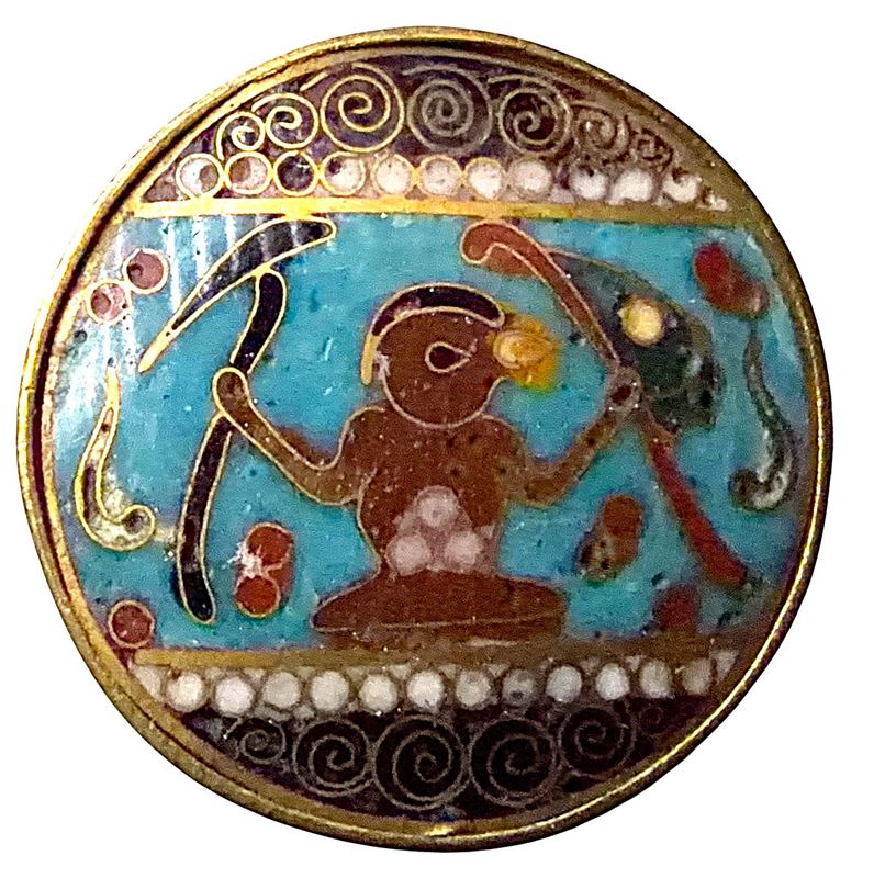 A lovely dicvivion one genuine Cloissonne button