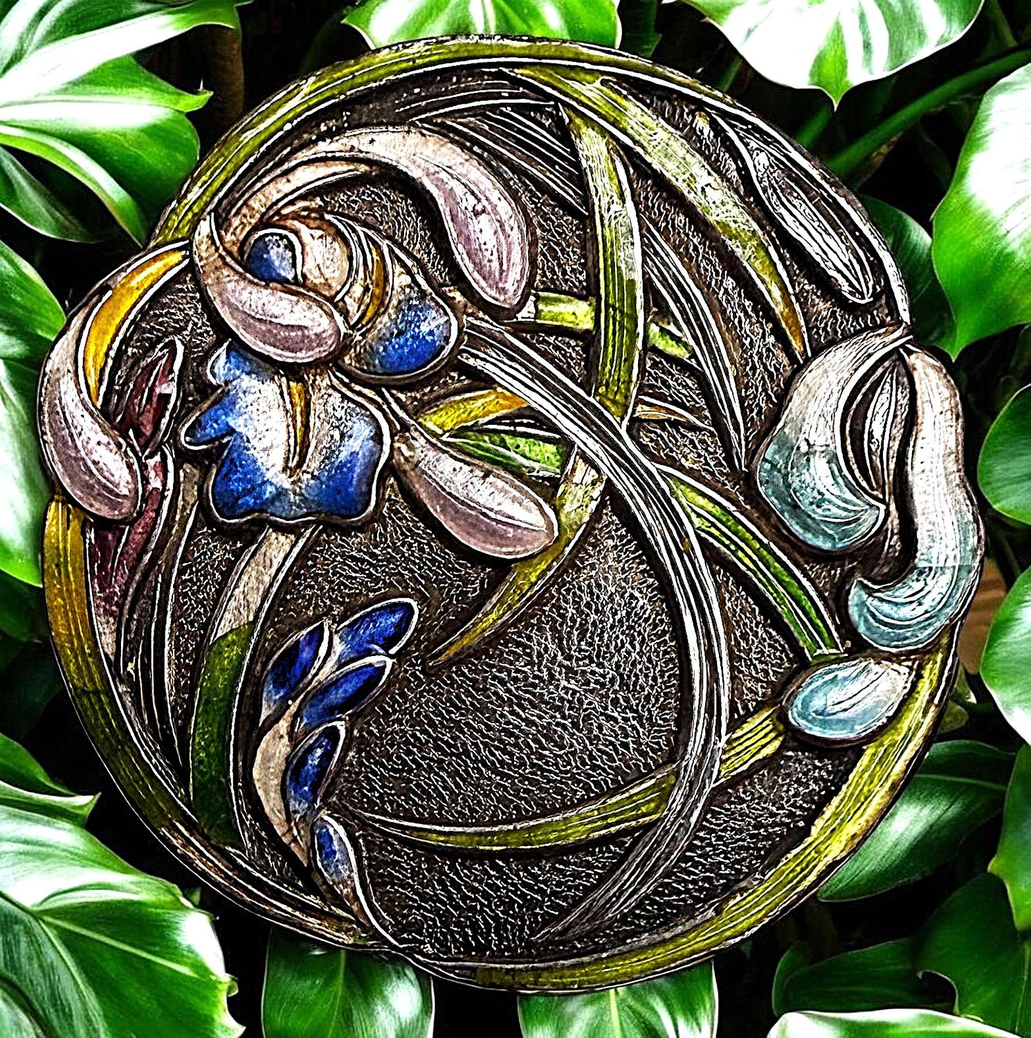 A GORGEOUS LARGE MEDIUM JAPANESE SILVER AND ENAMEL BUTTON