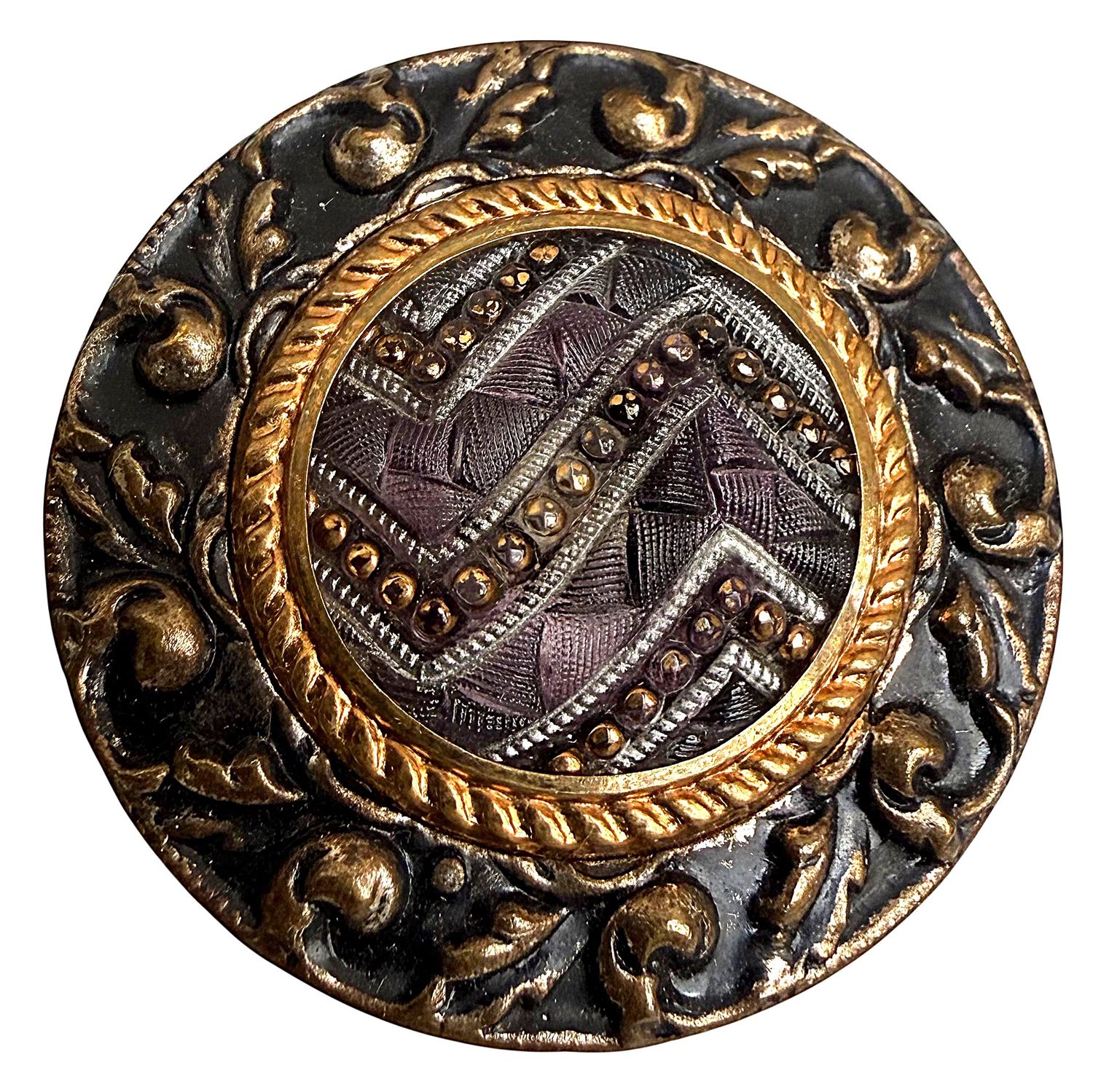 A large division one klacy glass in metal button