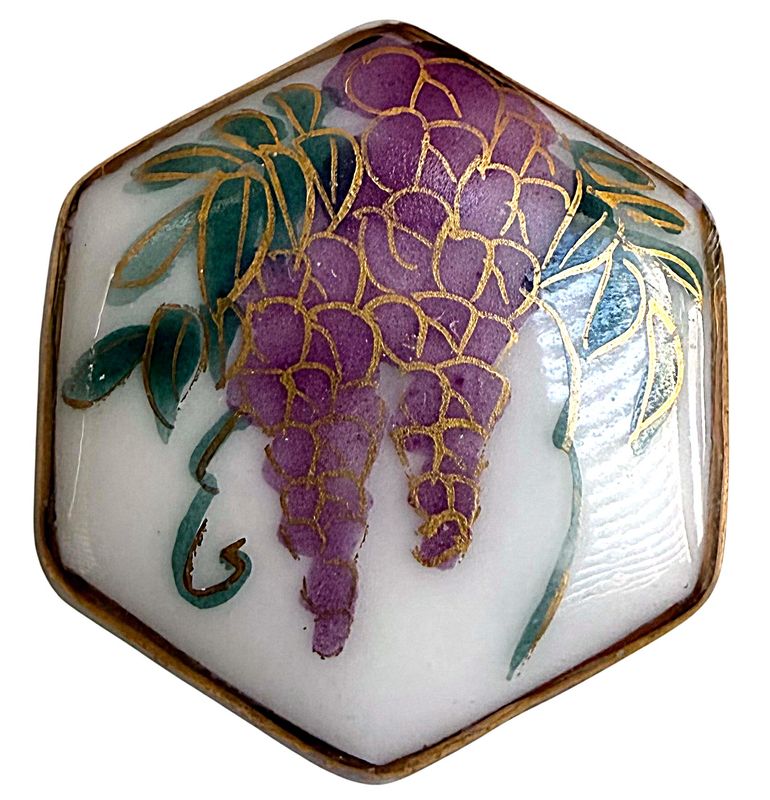 A medium size 20th century Kutani Porcelain button
