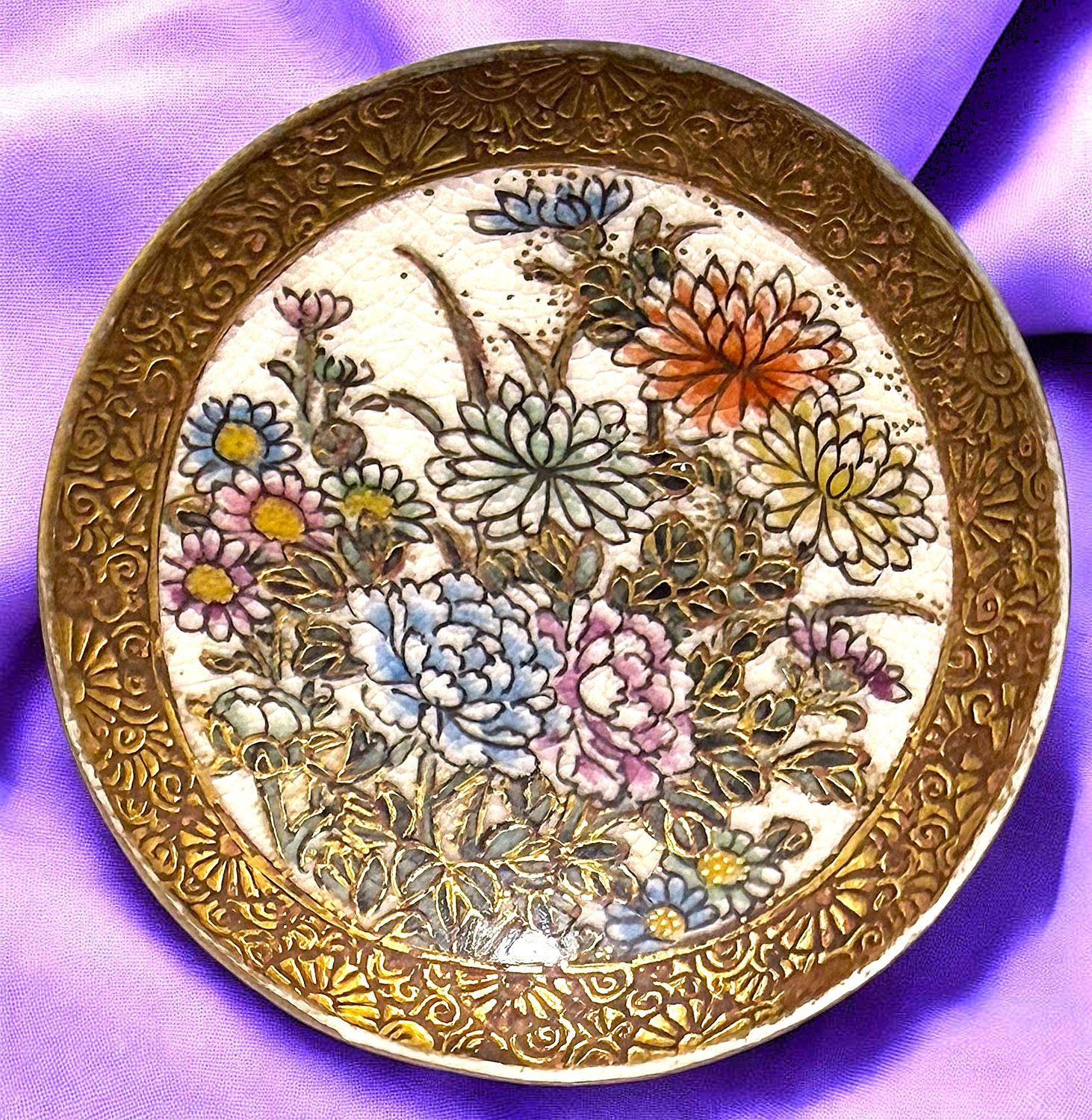 A scarce division one Curved Needle Japanese Satsuma Button