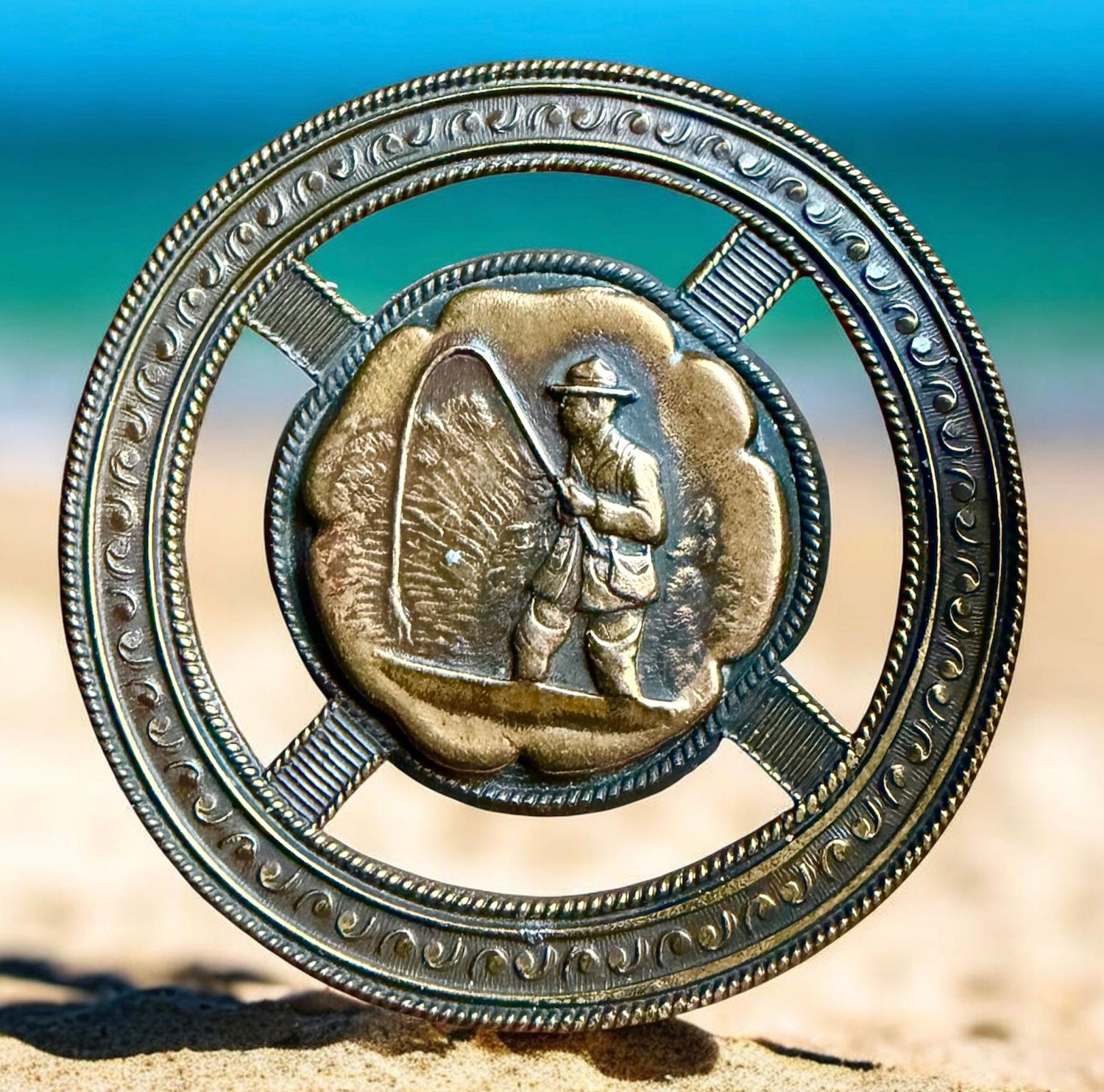 Another RARE pictorial button of the 19th century!