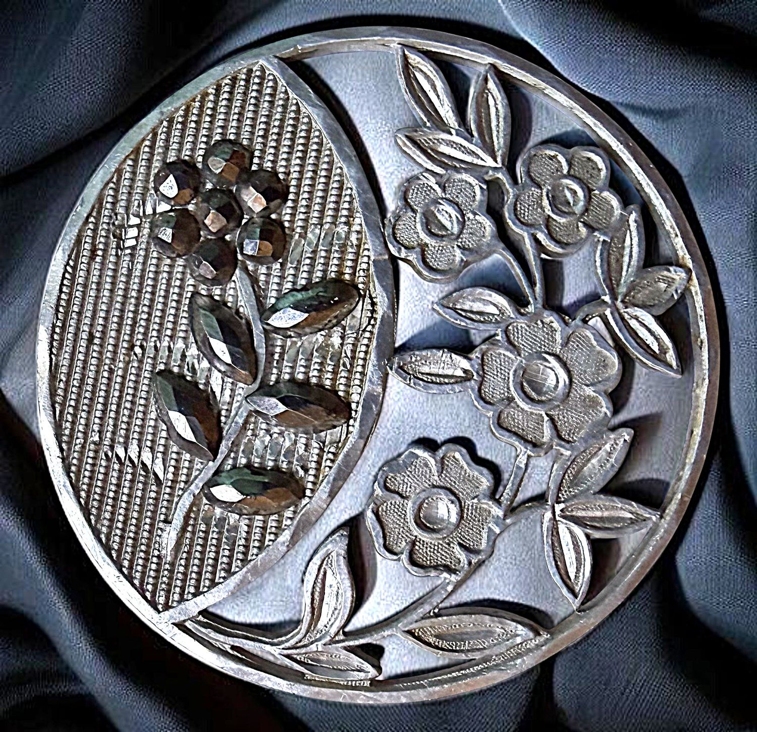 A 19th century pierced pictorial Alumnium biutton!