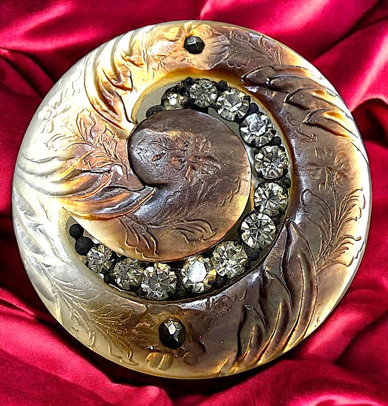 A very cool large carved 19th century pearl with pate OME