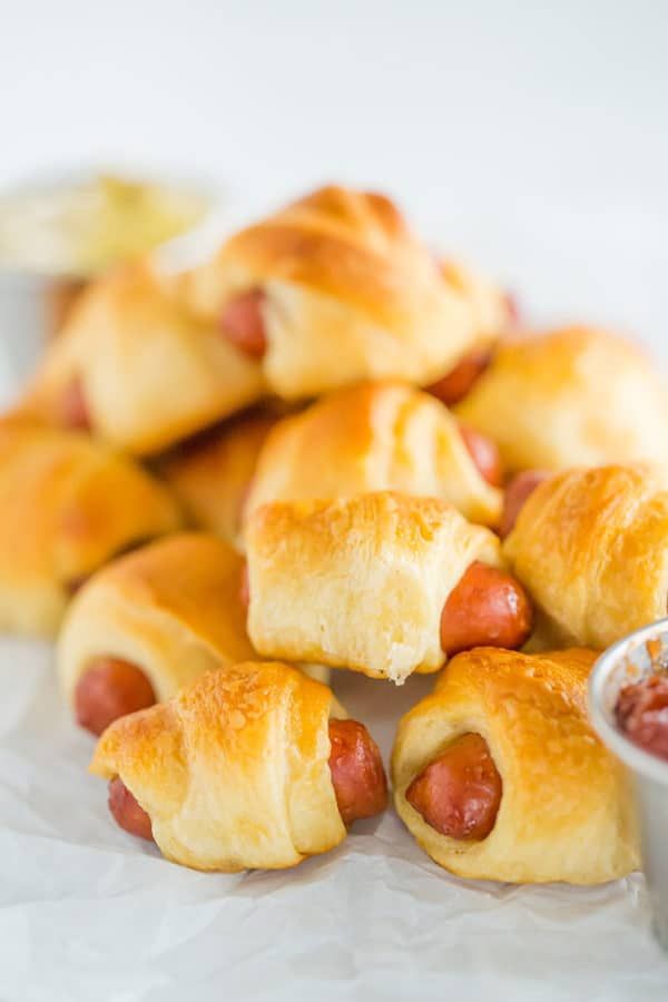 Mini Hot Dogs In Pastry/Pigs In A Blanket