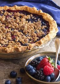 Berry Crumb Pie