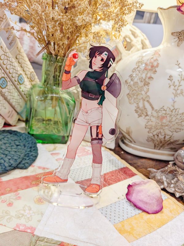 FF VII: Yuffie Acrylic Standee