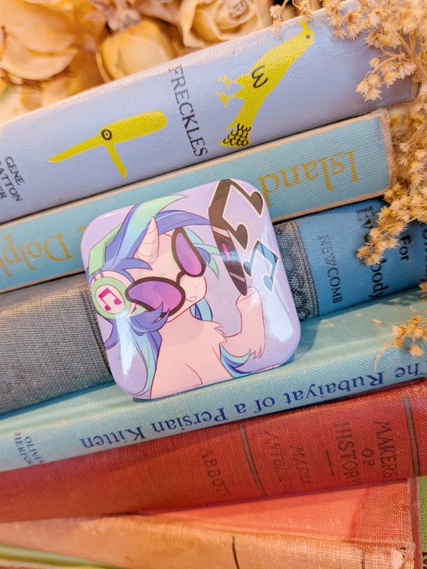 MLP DJ Pon3 Pin Badge