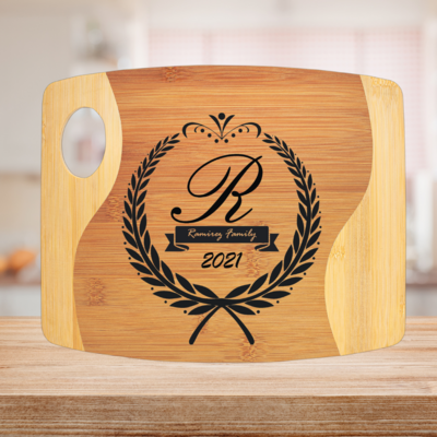 Cutting Board w/ handle - Coat of Arms Design
