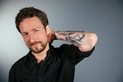 FRANK TURNER