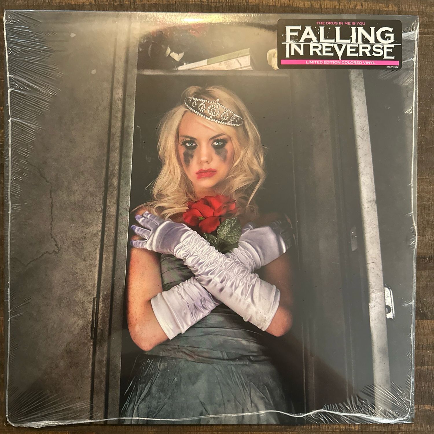 Falling In Reverse – The Drug In Me Is You (RED) Falling In Reverse – The Drug In Me Is You (RED)