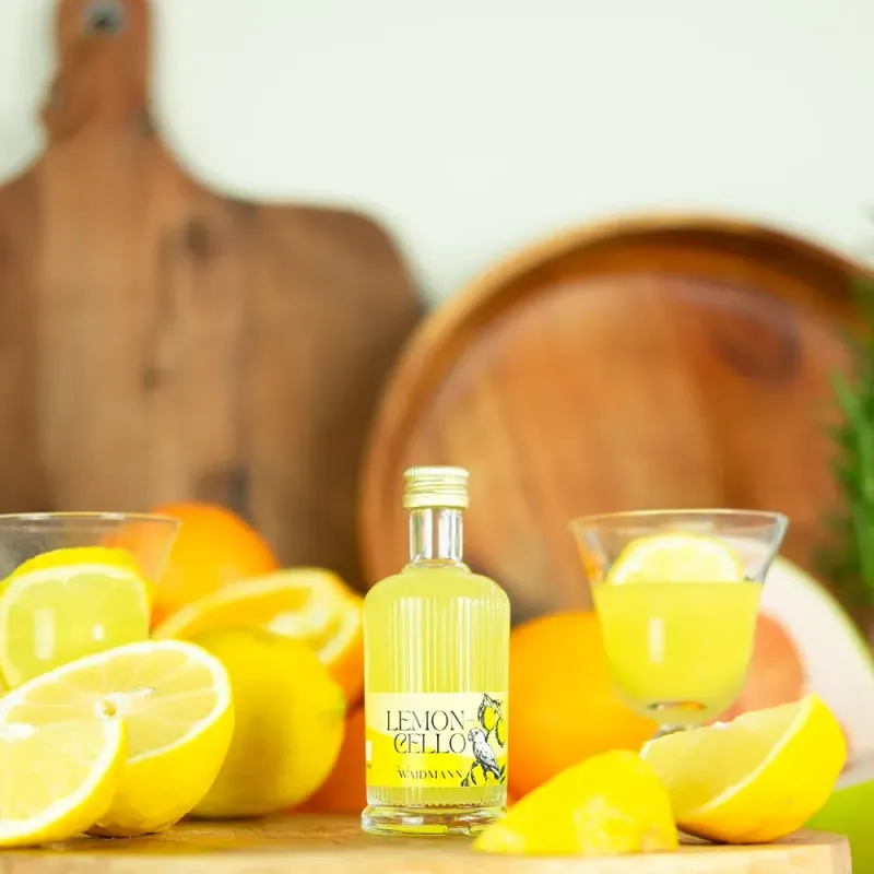 Lemoncello, Zitronen-Likör, 50 ml 11,80 € pro 100 ml