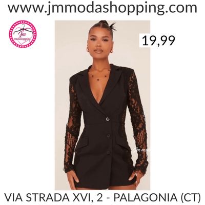 Tutina con maniche in pizzo