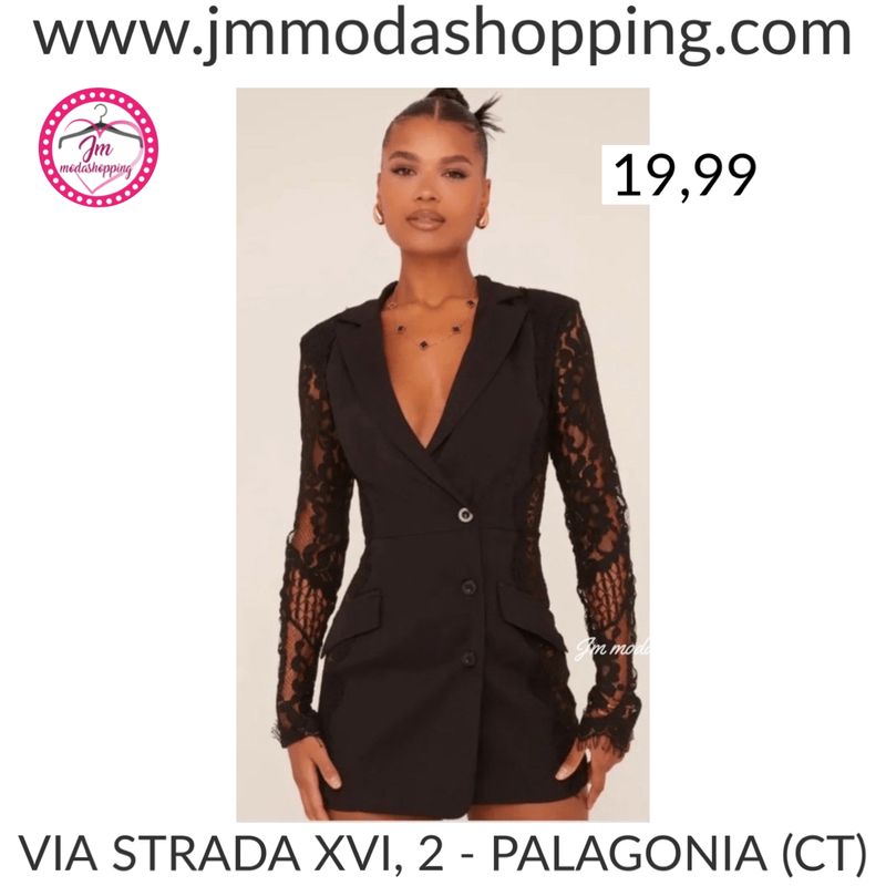 Tutina con maniche in pizzo