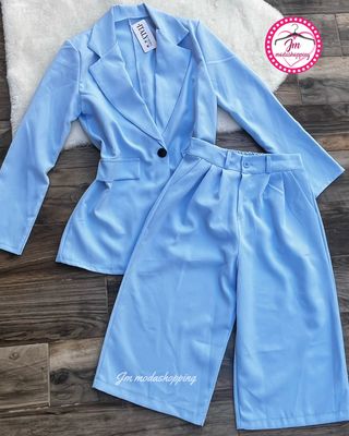 Tailleur giacca e pantaloncino Tailleur giacca e pantaloncino