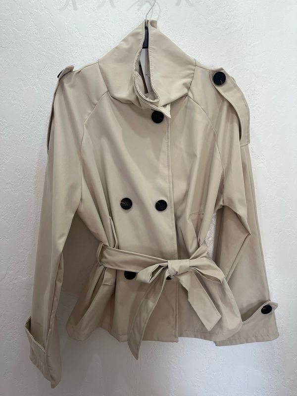Trench Elena