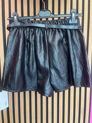 Pantagonna simil pelle nero
