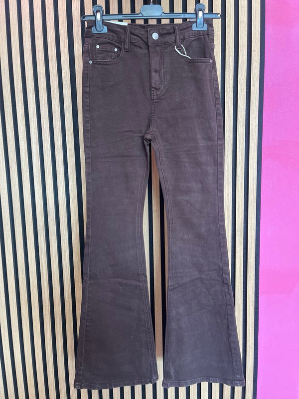 Jeans a zampa marrone