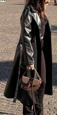 Trench in simil pelle lungo