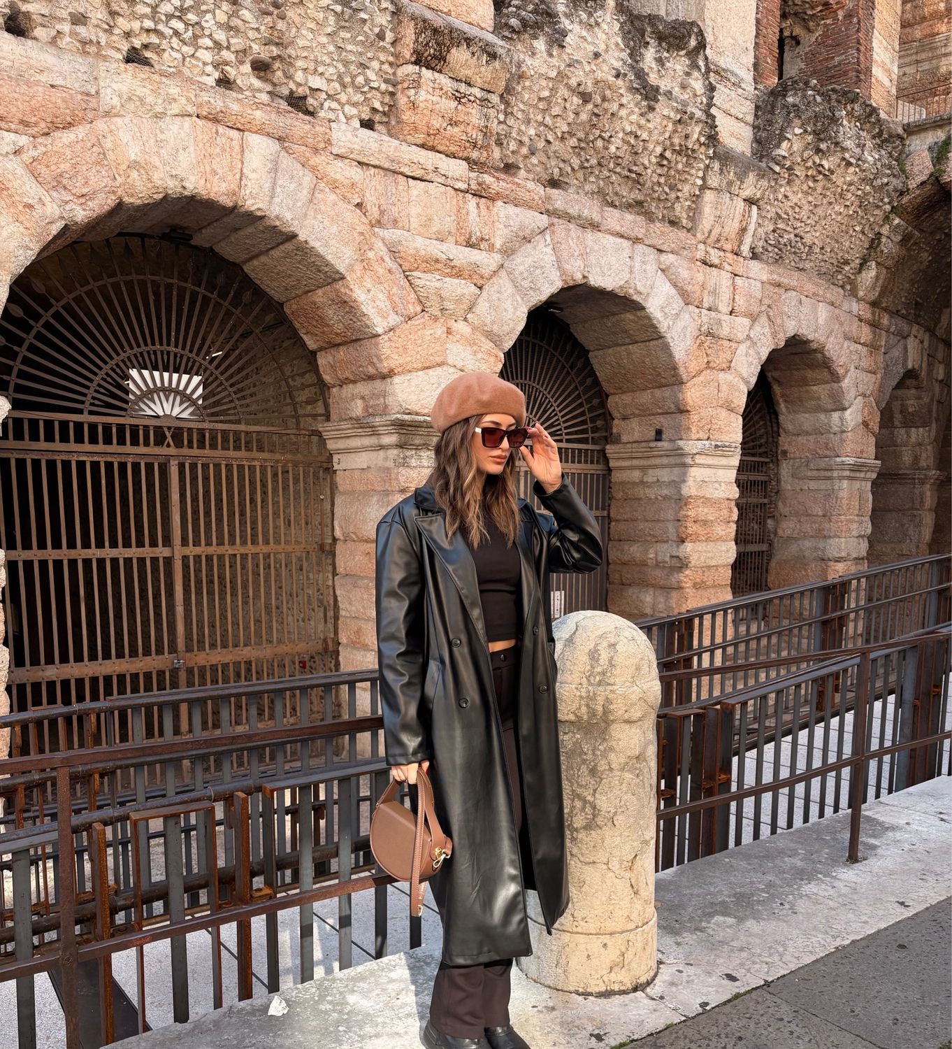 Trench in simil pelle lungo