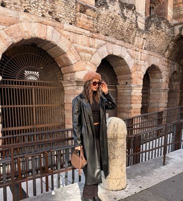Trench in simil pelle lungo
