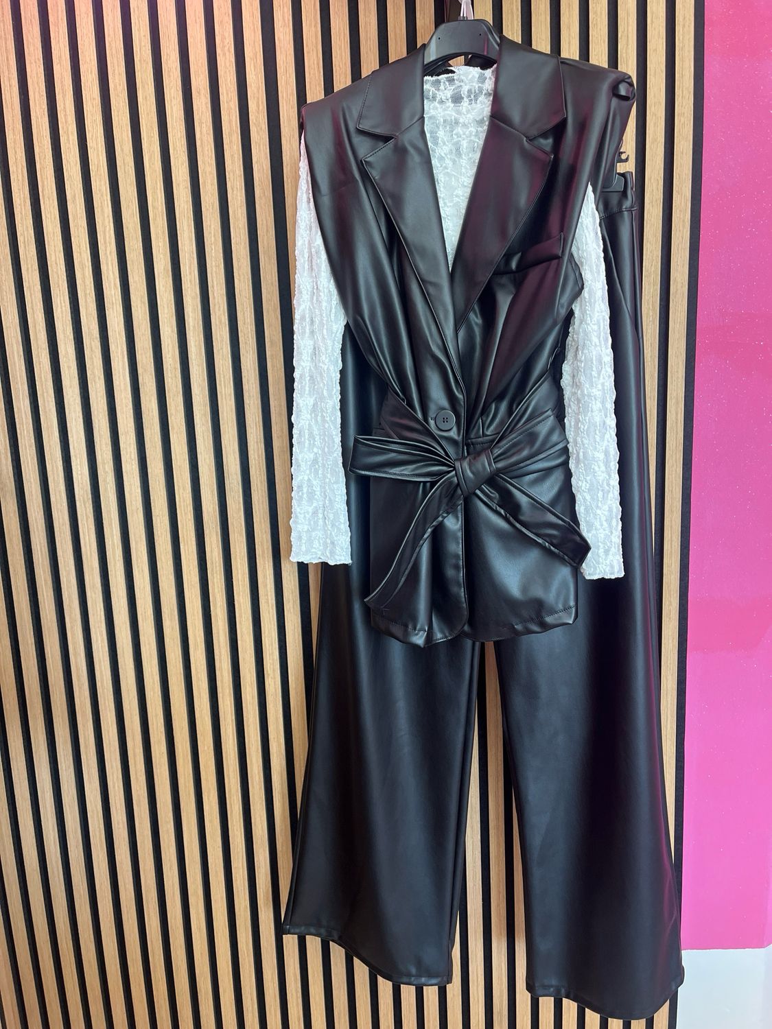 Coordinato gilet e pantalone simil pelle Graziana