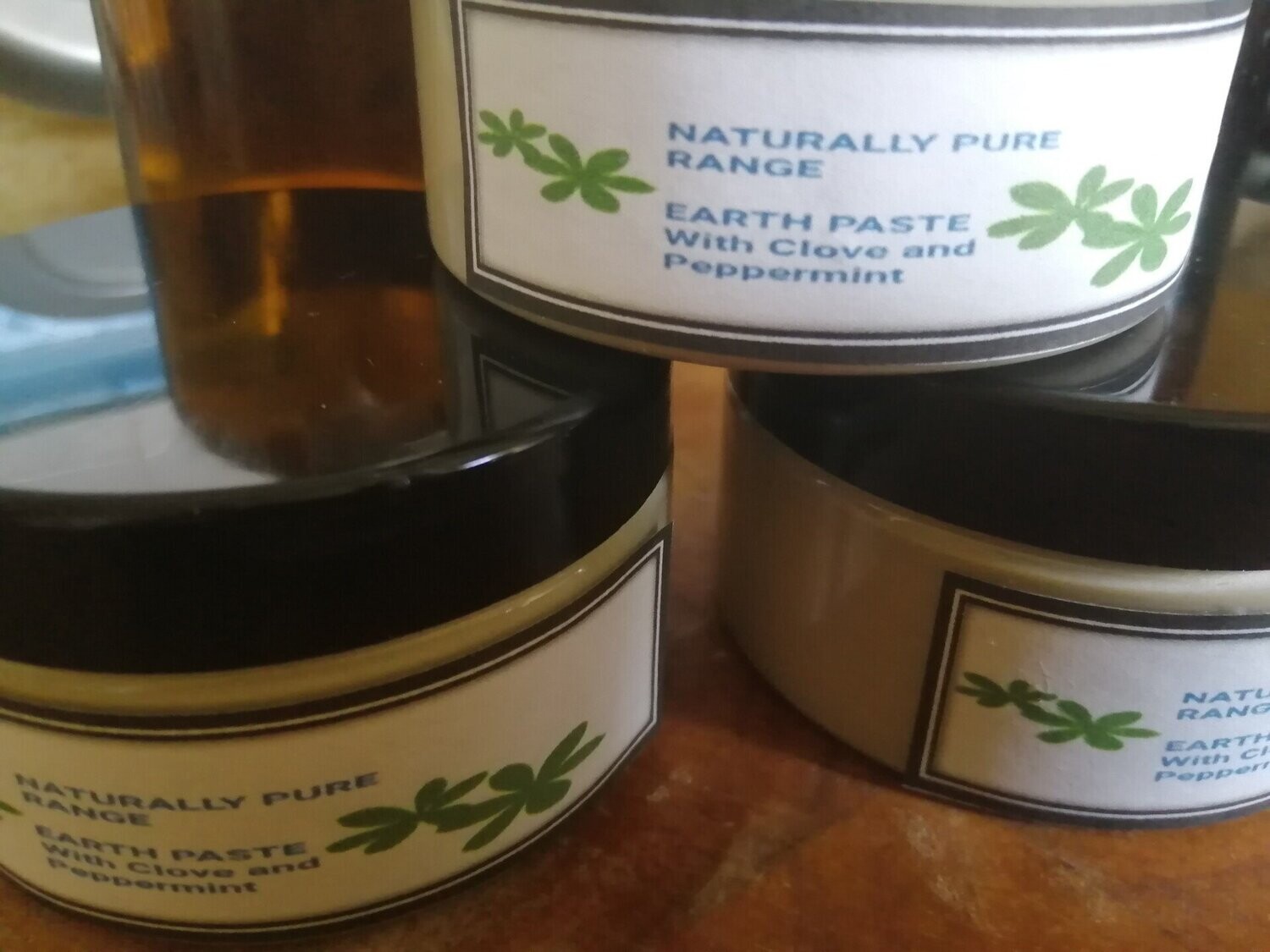 New Calcium Carbonate Toothpaste