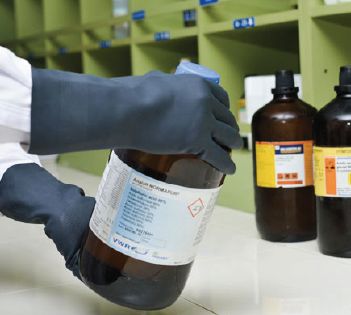 Gant néoprène noir