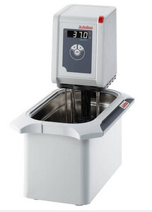 Bains thermostatés +20 à +100°C cuve ouverte pompe refoulante  INOX, JULABO