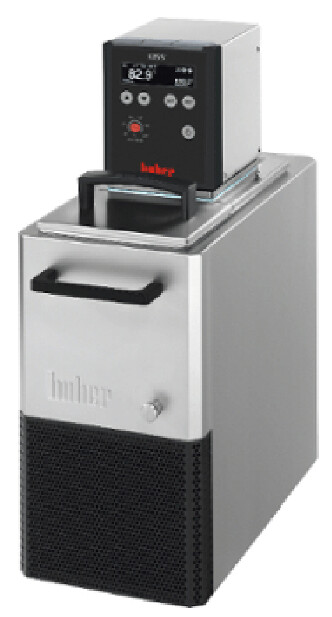 CRYOTHERMOSTAT A CIRCULATION HUBER KISS K6 - 25/+200°C 4,5L CRYOTHERMOSTAT A CIRCULATION HUBER KISS K6 - 25/+200°C 4,5L