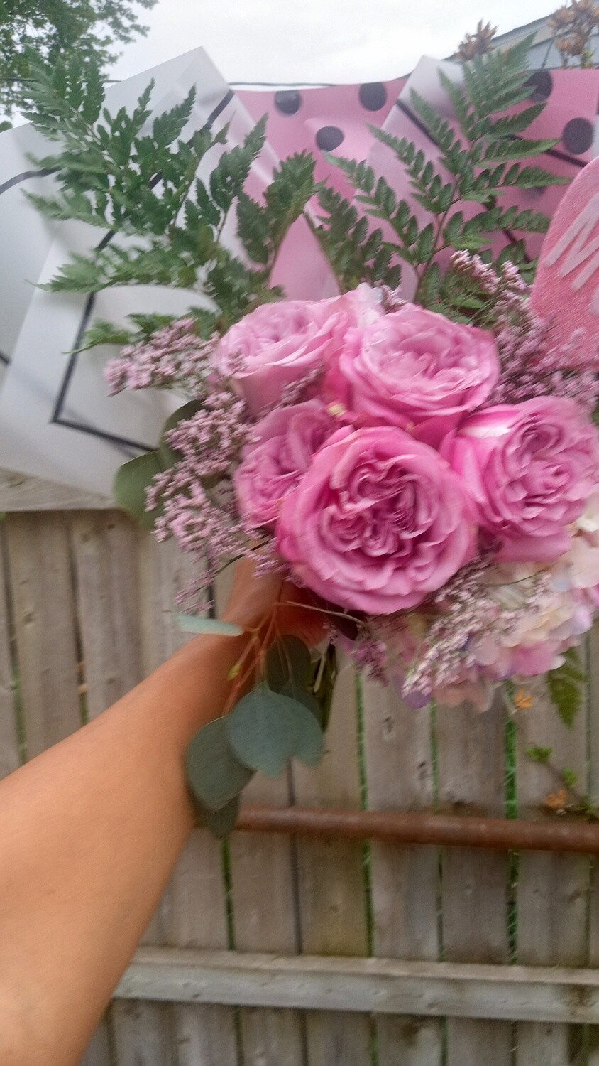 Wedding bouquet I Do