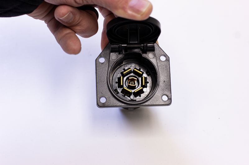 TM-SCKT-7-FLAT 7 PIN Receptacle