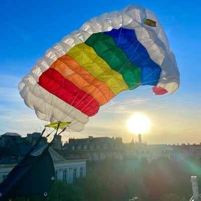 Rainbow Mini Parachute (white)