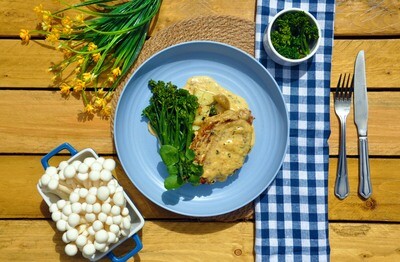 Pork Medallions with New Potatoes Pork Medallions with New Potatoes