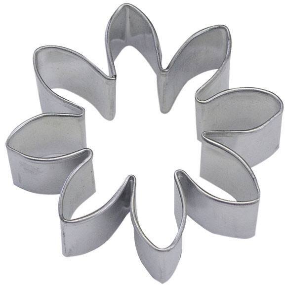 Flower Tin Cookie Cutter 3 in B0988