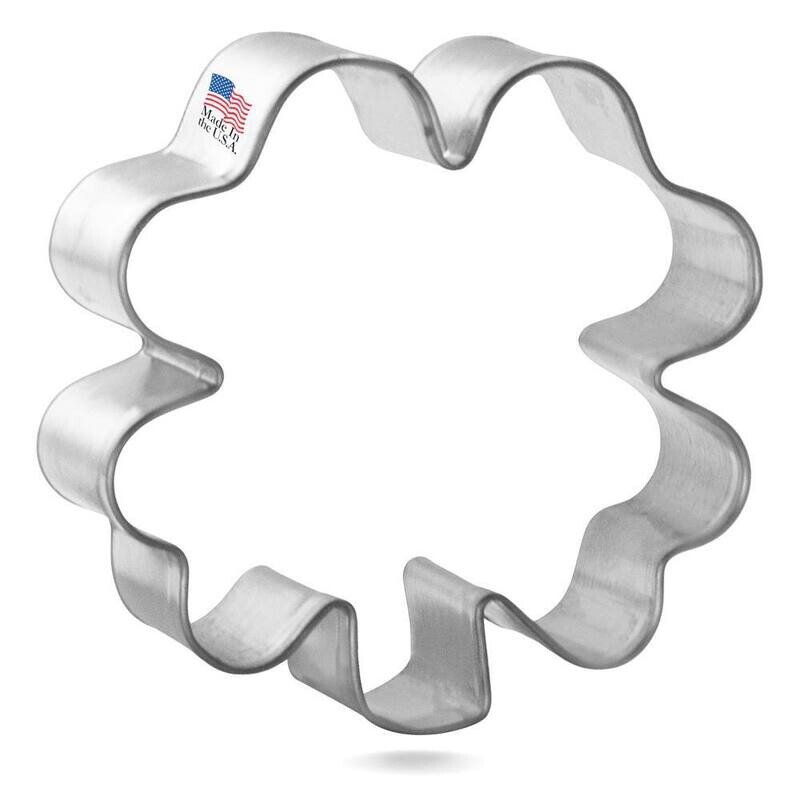 Mini Four Leaf Clover Cookie Cutter 1.75 in M197 Mini Four Leaf Clover Cookie Cutter 1.75 in M197