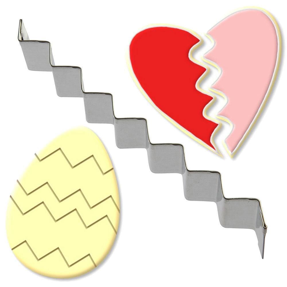 Zig Zag Stainless Steel Cookie Cutter 5.5 in S1523