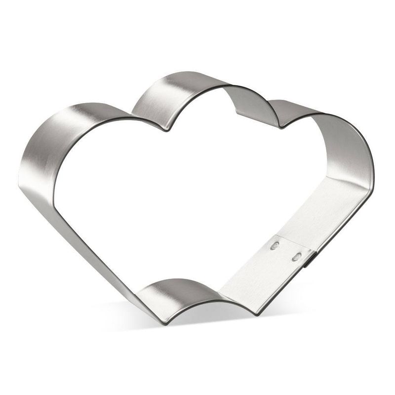 Clam cookie cutter