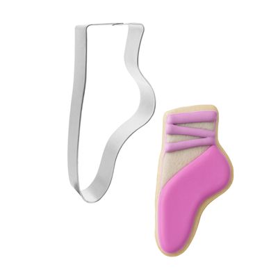 Ballet Slipper Cookie Cutter 4.5 in B1617