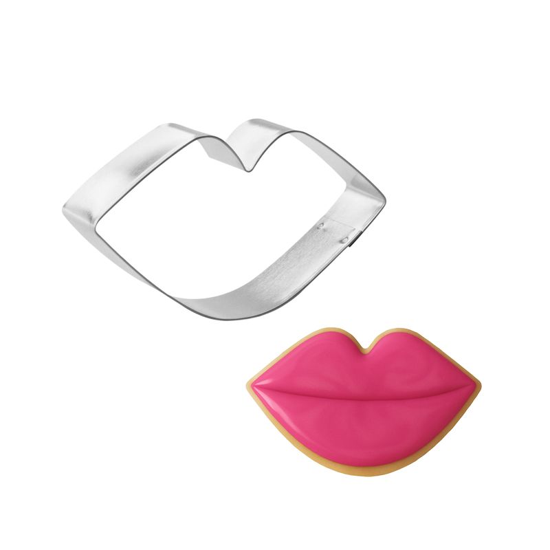 Lipstick Kiss Cookie Cutter By Lily Bear Lane 4 in B1508 Lipstick Kiss Cookie Cutter By Lily Bear Lane 4 in B1508