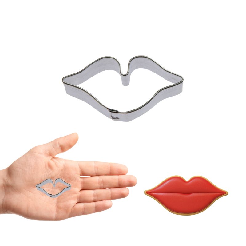 Mini Lips Cookie Cutter 1.6 in M176 Mini Lips Cookie Cutter 1.6 in M176