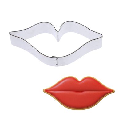 Lips Cookie Cutter 4 in B1091