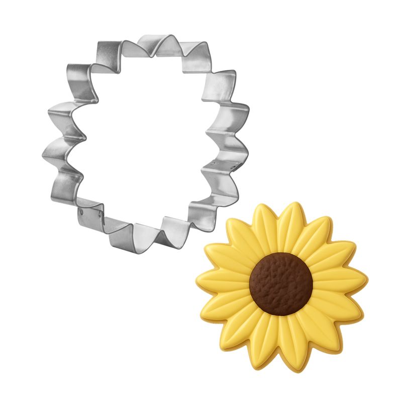 Large Sunflower Cookie Cutter 4.5 in B1247 Large Sunflower Cookie Cutter 4.5 in B1247