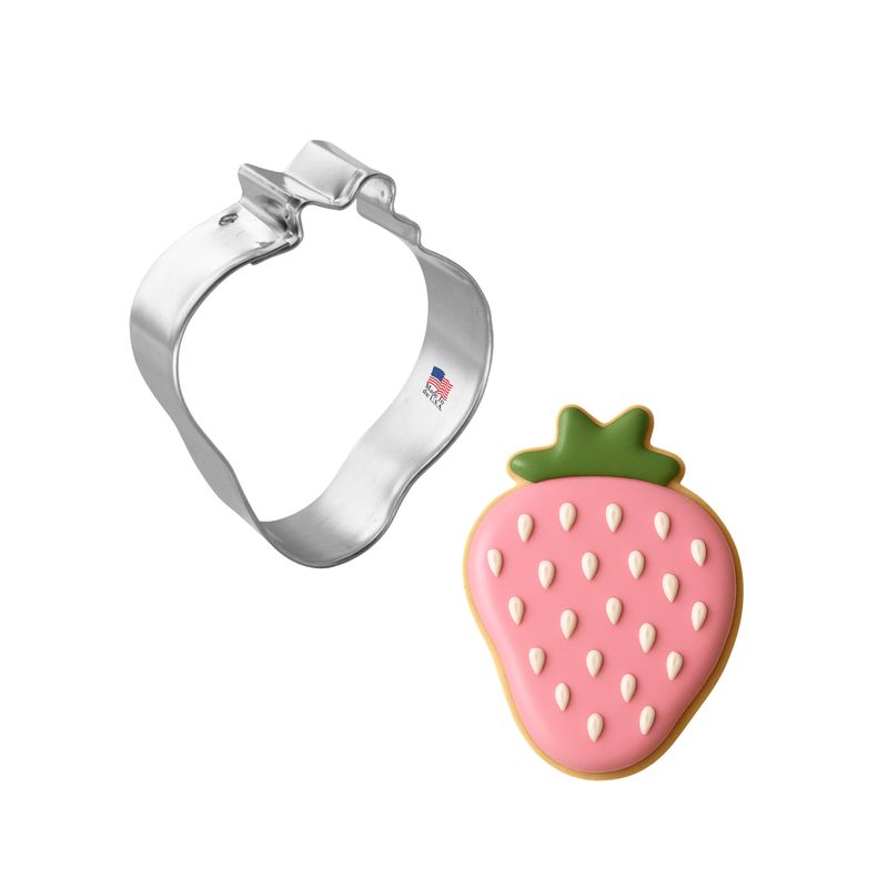 Strawberry Cookie Cutter 2.5 in B907 Strawberry Cookie Cutter 2.5 in B907