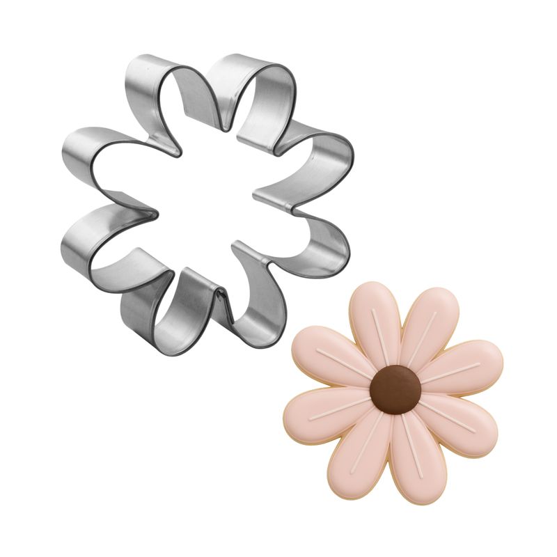 Daisy Cookie Cutter 3.25 in B19