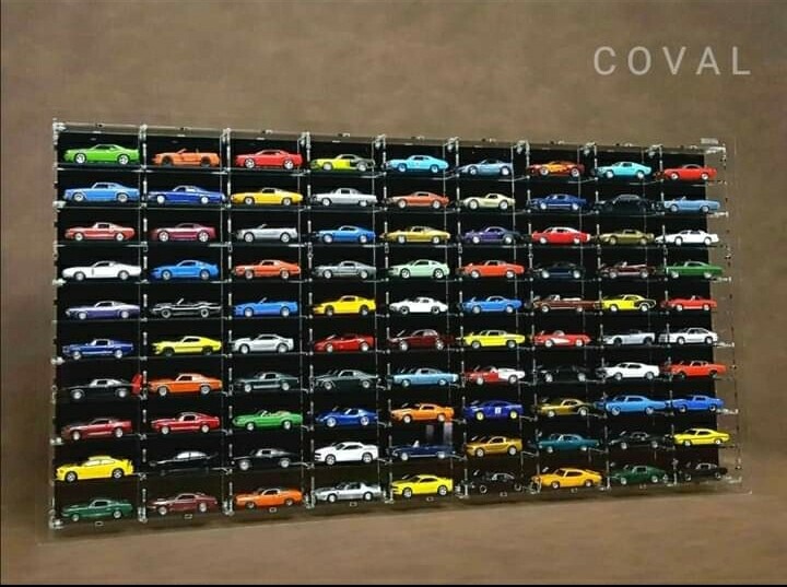 LST-910B Acrylic Wall Display for 1/64 Loose Cars Holds 90